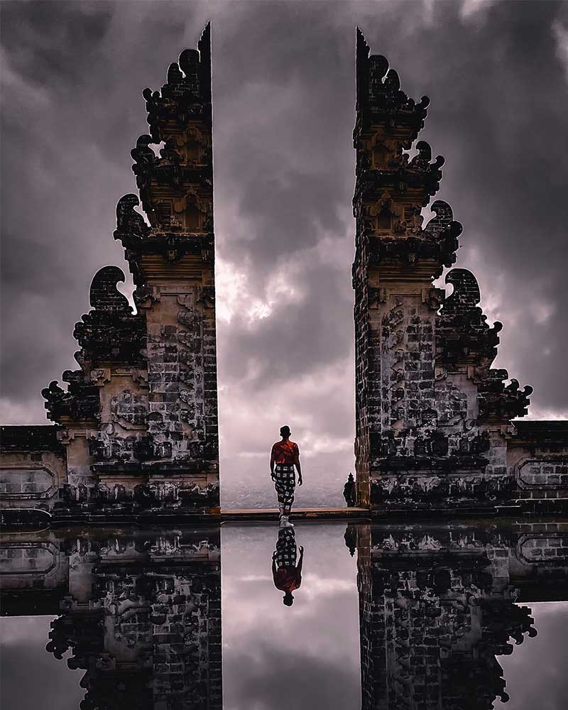 photo-devant-porte-lempuyang-bali