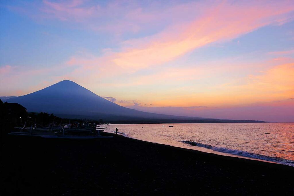 coucher-de-soleil-amed-mont-agung