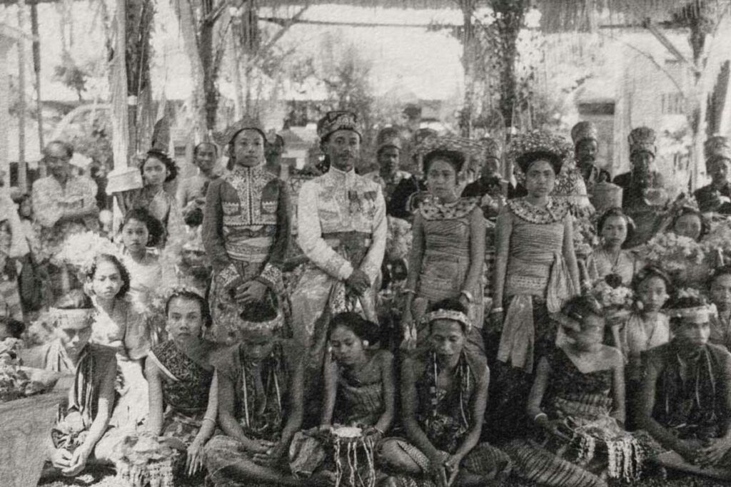 ancienne-photo-famille-royale-bali