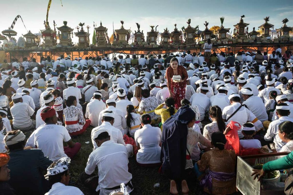 ceremonie-traditionnelle-bali