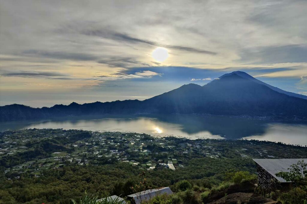 aller-voir-lever-soleil-mont-batur-bali