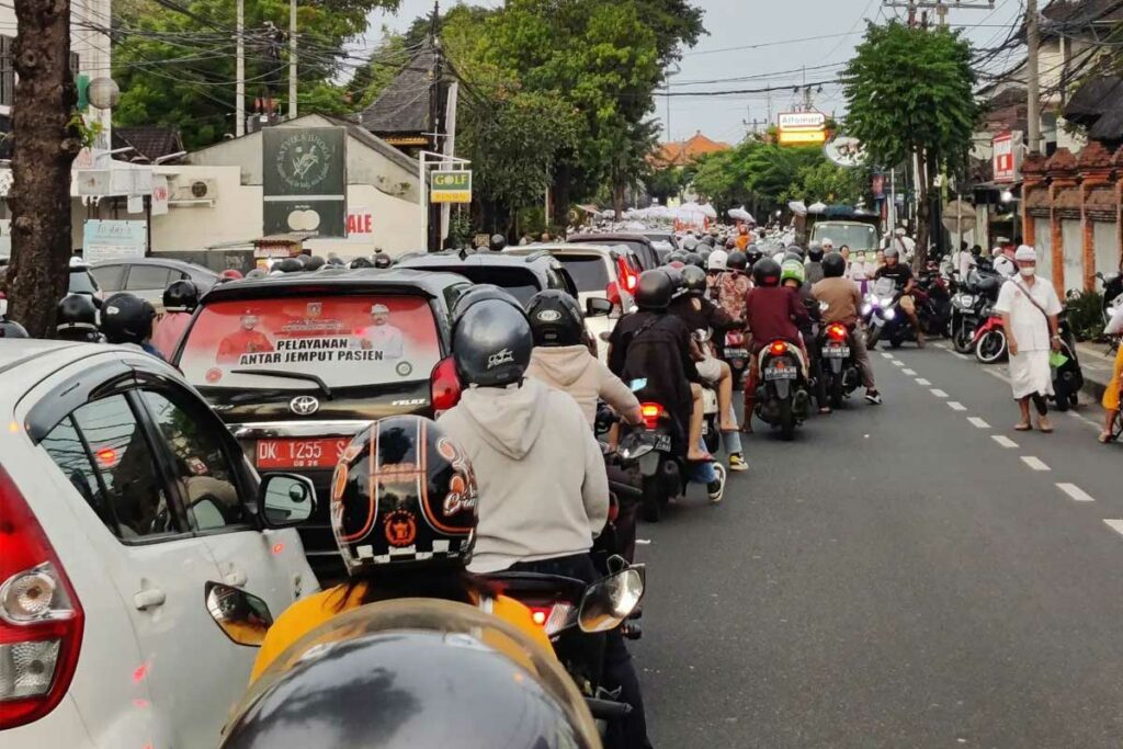 trafic-embouteillage-bali