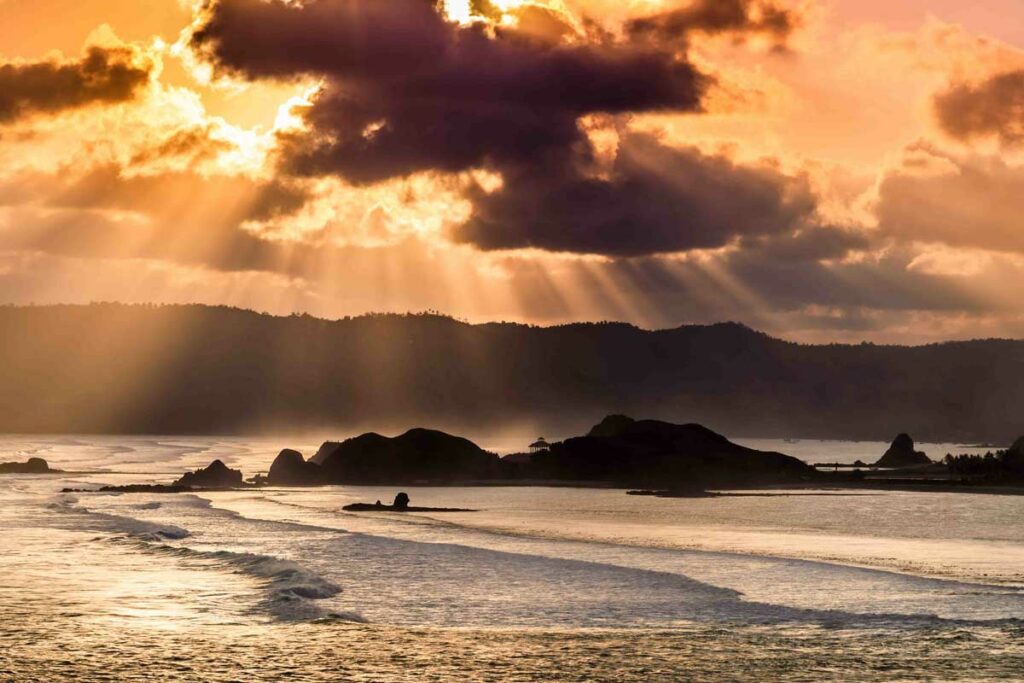 coucher-soleil-bukit-merese-lombok