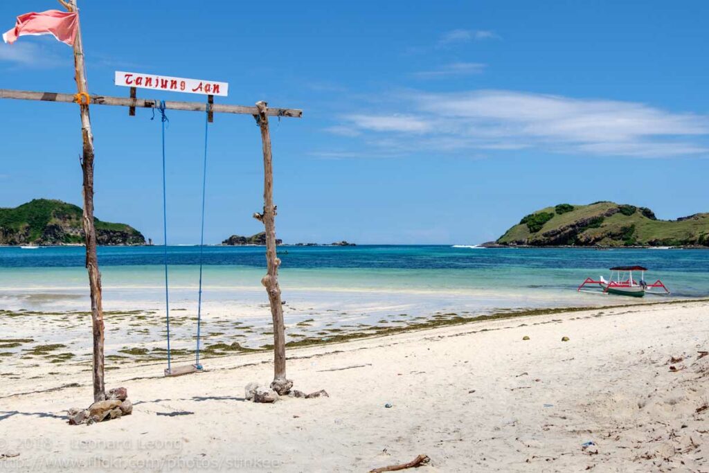plage-tanjung-aan-a-lombok