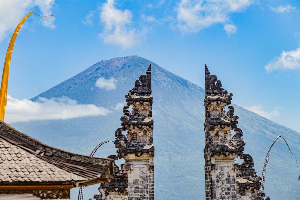 vue-mont-agung-depuis-temple-lempuyang