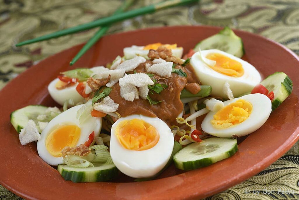 gado-gado-plat-bali